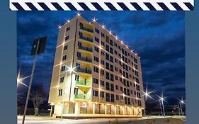 C&Y Marco Apartments